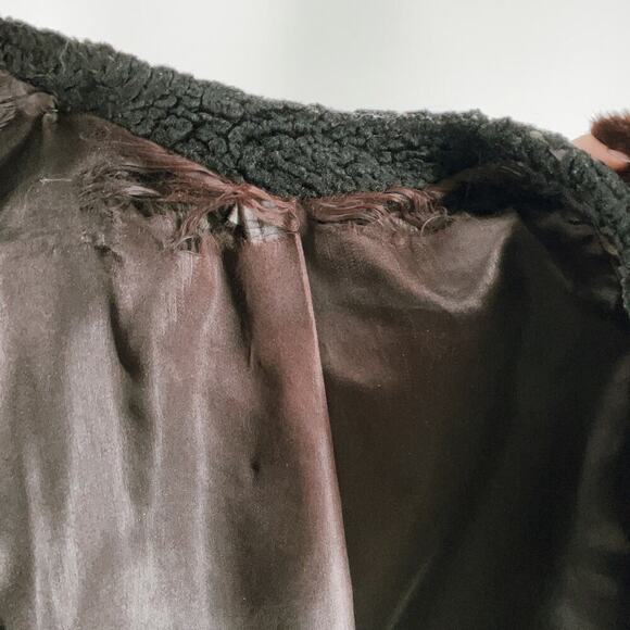 Vintage Fur Trim Black Pattern Winter Cape Size Small - Picture 6 of 6